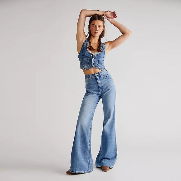 Wrangler Denim - Wrangler Women's Blue Flare Jeans